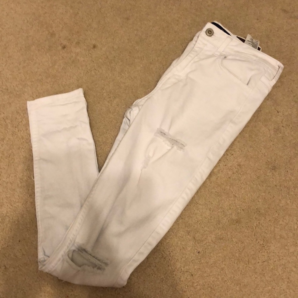 white hollister jeans